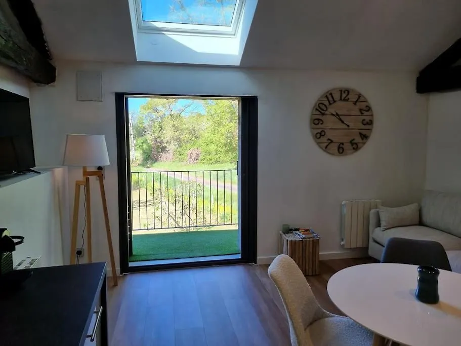 Charmante Maison D'Hotes Au Coeur Du Comminges Nizan-Gesse Apartment